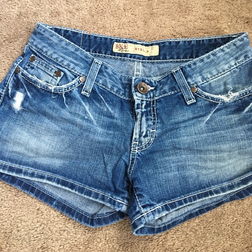 BKE “Stella” shorts size 27